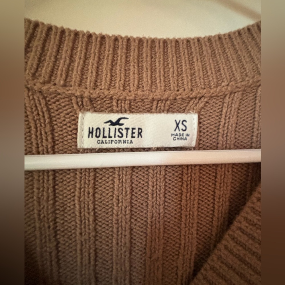 Hollister; Cropped Knit Cardigan - Picture 3 of 3
